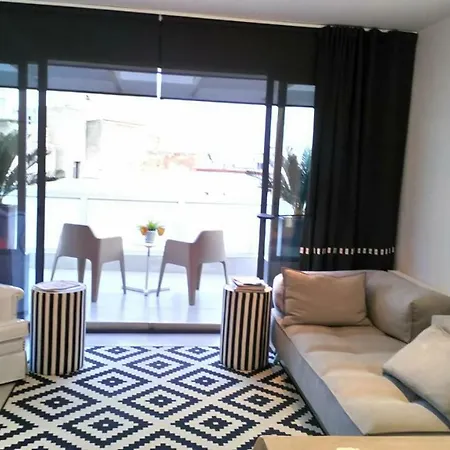 Art 7 Апартаменты *