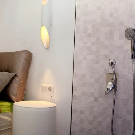 Art 7 Салоники